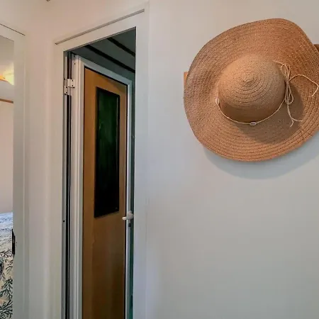 2 Vista Mare Parking * Diano Marina